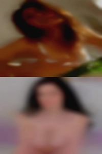 Swingers in wife the bedroom Agoura Hills.