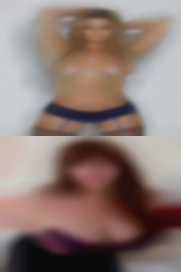 Nude woman girl urine pass!!!